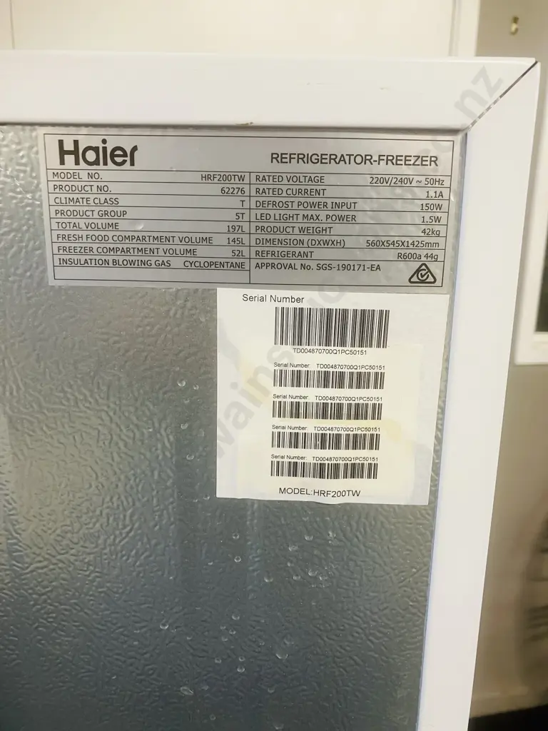 Haier 197 Litre Fridge Freezer Model HRF200TW Image 1++