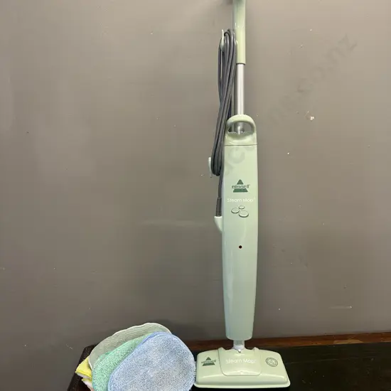 Bissell Floor Steamer & Pads Model 1867-L