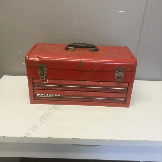 Waterloo Red Metal Toolbox. H24 W47 D22cm