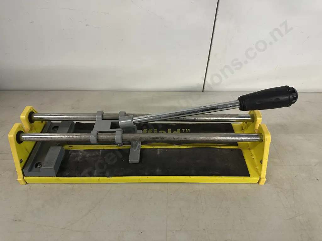 Sheffield Tile Cutter Image 1++