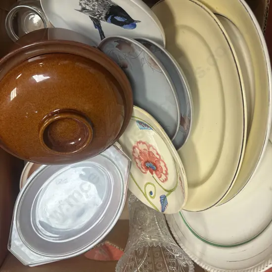 Crown Lynn Lidded Casserole Dish, Platters Etc