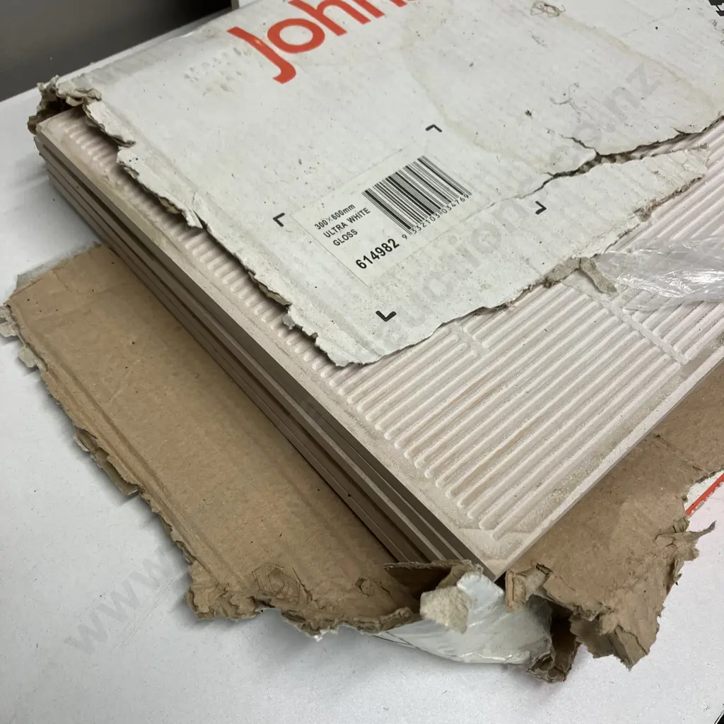 Johnson Glazed Ceramic Wall Tiles - Seven x 300 x 600mm Ultra White Gloss Image 1++