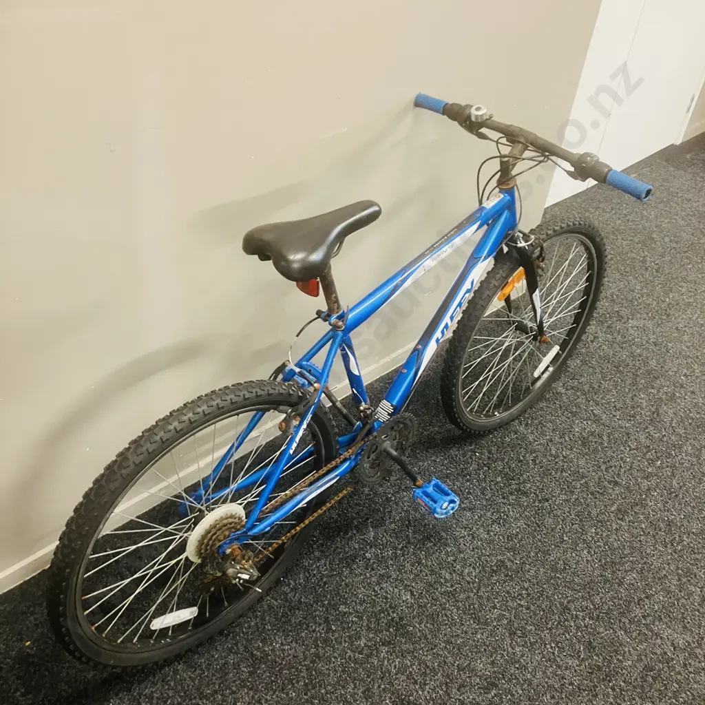 HUFFY Granite 26 Blue / White Mountain Bike, 15 Speed Image 1++