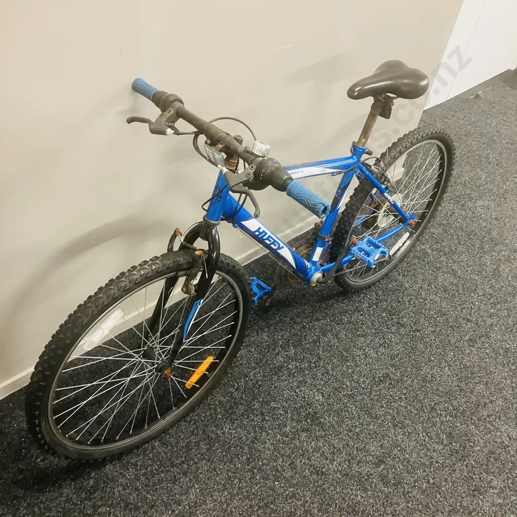 HUFFY Granite 26 Blue / White Mountain Bike, 15 Speed Image 1++