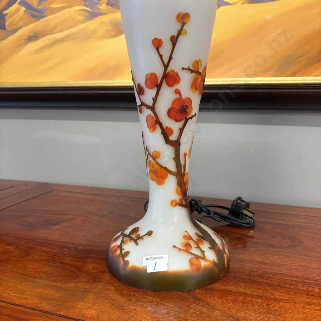 Emile Galle (French, 1846-1904) Table Lamp Cameo Glass Signed Galle In Cameo Image 1++