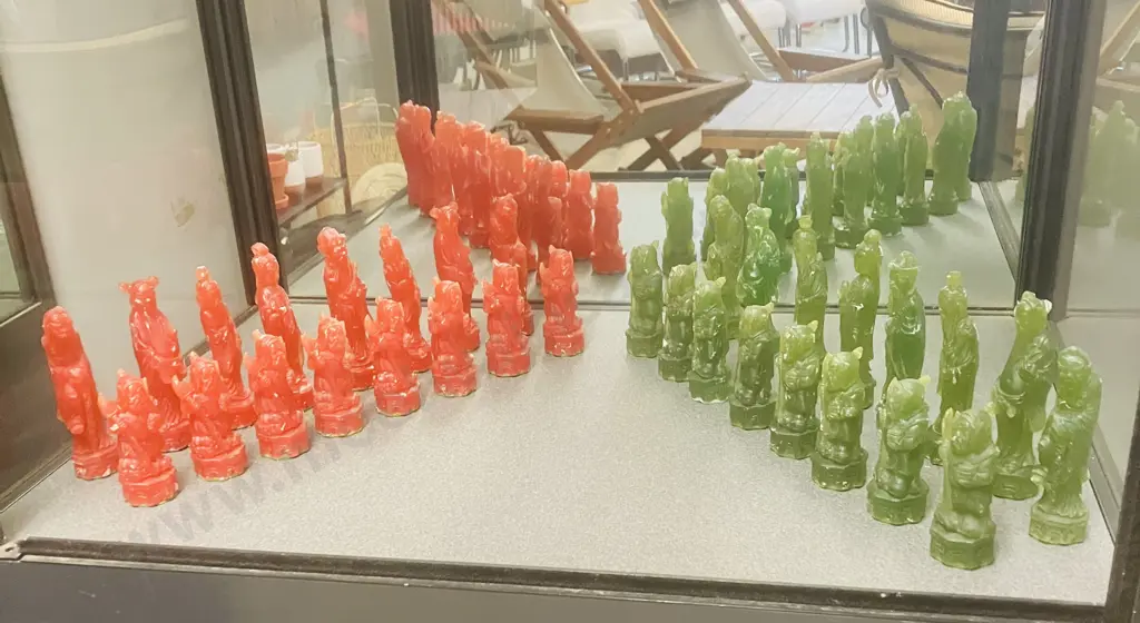 Chinese Characters Chess Set, Green & Red Resin With Felt Bases. King Height 13cm Image 1++