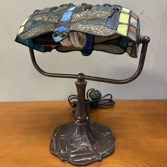 Unique Tiffany Style Dragon Fly Portable Lead Light Desk Lamp H33cm.