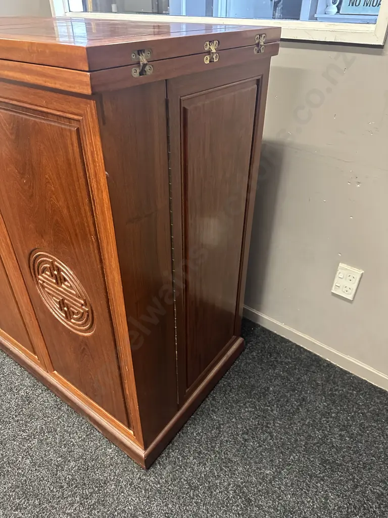 Rosewood Metamorphic Rolling Bar Cabinet H108,W92.D57cm. Opened H105,W183,D57cm. Image 1++