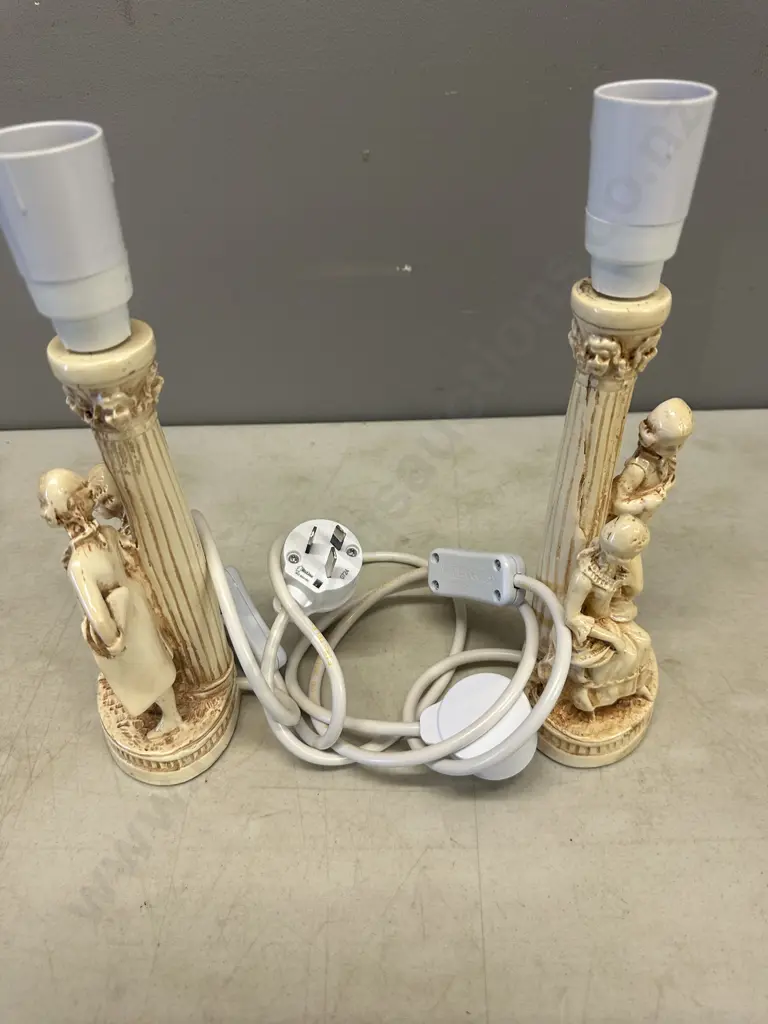 Pair Of Table Lamp Bases Figurine Detail H28.5cm. Image 1++