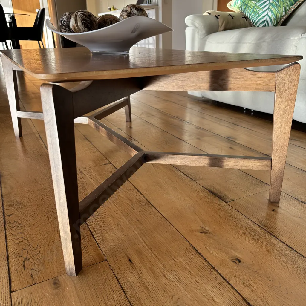 Mid Century Style Rectangular Coffee Table, Oak Base With Wood Effect Top. H39 W110 D60cm Image 1++