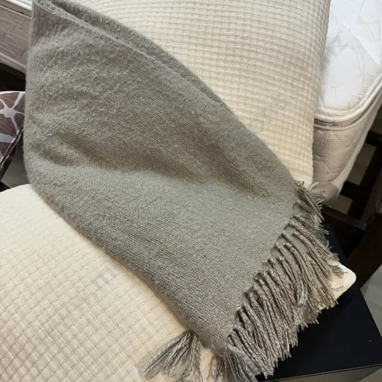 Mulburi Throw & Pair Of Cream Euro Cushions