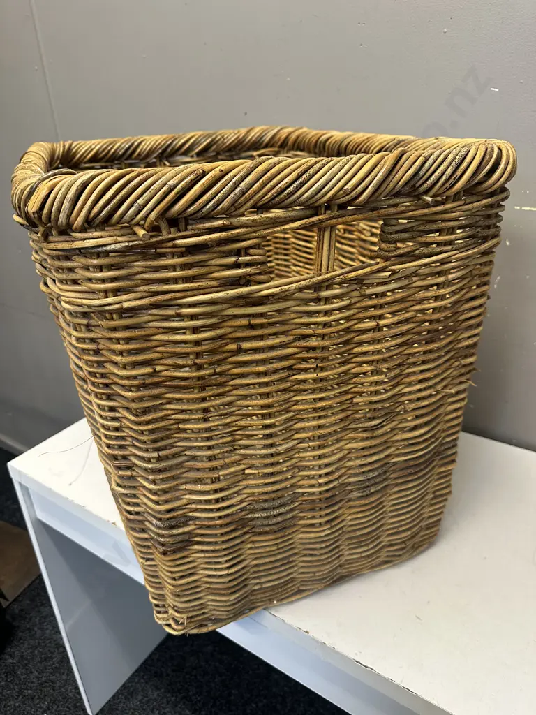 Cane Log Basket H52,W60,D46cm. Image 1++