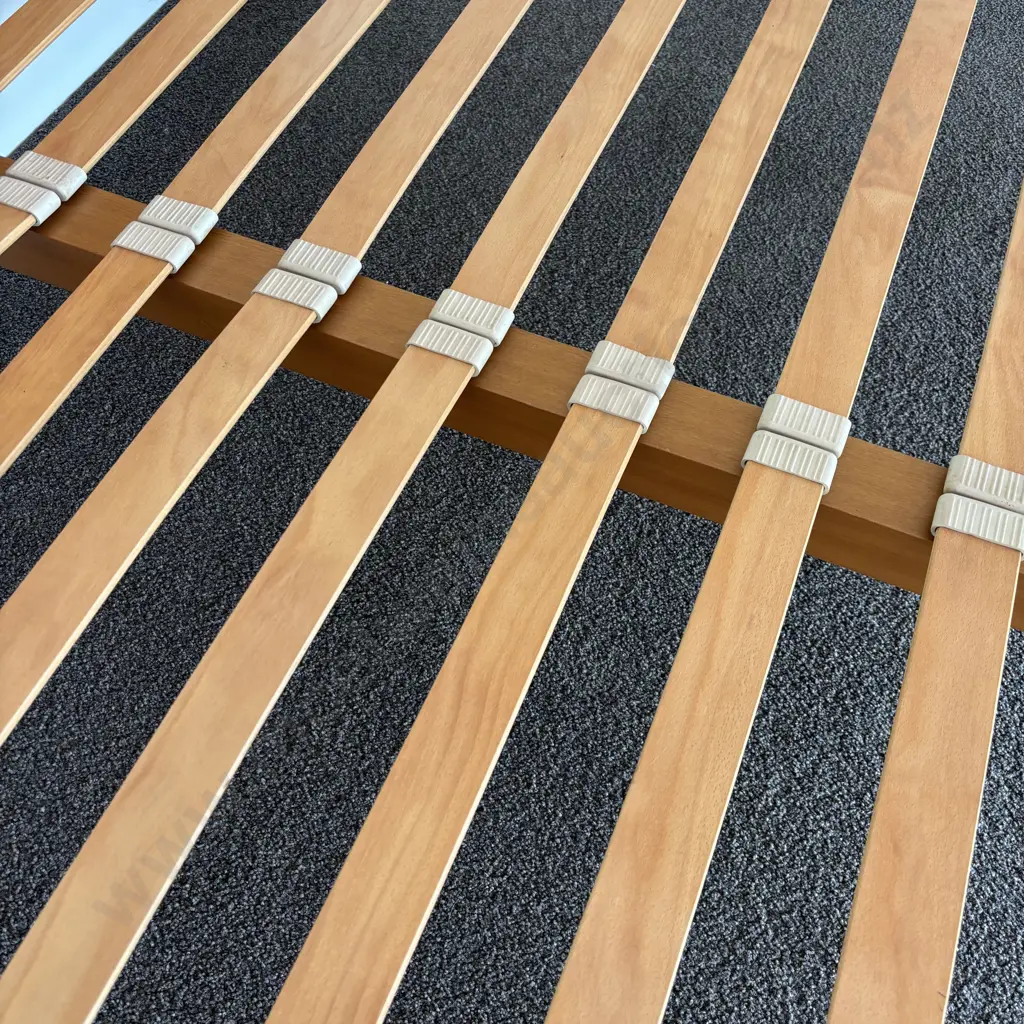 Rimu Queen Size Flexi Slat Bed With Natura Sleep Slat Medium Mattress Image 1++