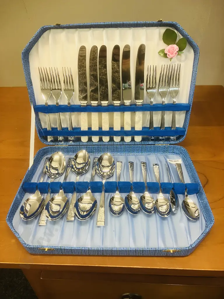 Vintage 24 Piece Bilchrome Chromoid Plated Cutlery Canteen - Sheffield England Image 1++