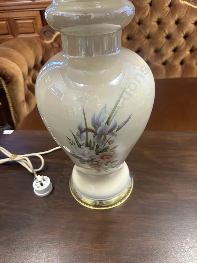 Vintage Ceramic Table Lamp With Floral Detail & Cream Shade H70cm. Image 1++
