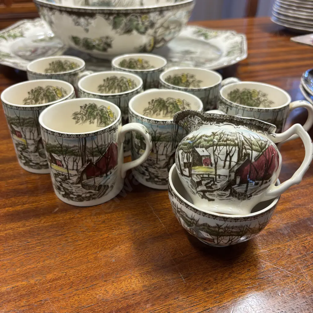 Vintage Johnson Bros "The Friendly Village" "Ice House" Mugs with Cream and sugar Image 1++