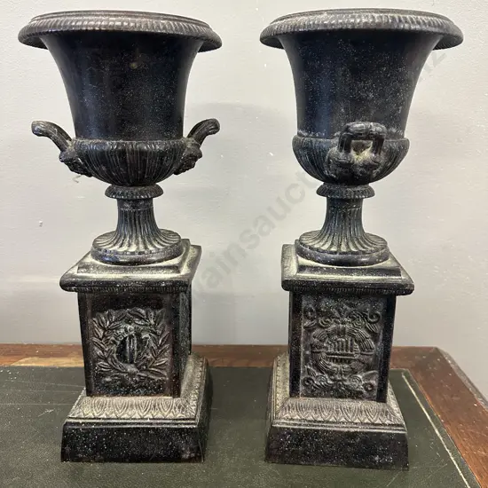 Pair Of Neoclassical Urns On Pedestal H35cm.