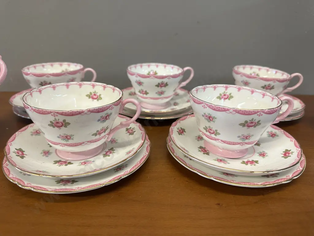 English 'Shelley' Fine Bone China Tea Ware Pattern Dainty With Pink Roses & Garland Detail Image 1++