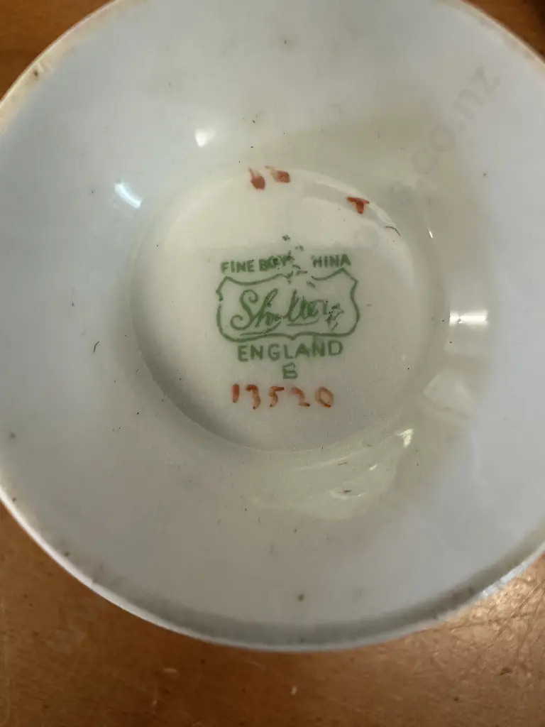 English 'Shelley' Fine Bone China Tea Ware Pattern Dainty With Pink Roses & Garland Detail Image 1++