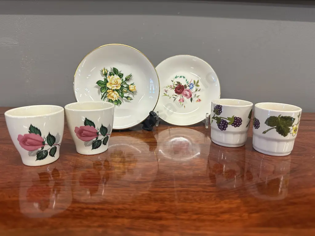 Selection Of Crown Lynn Items Image 1++