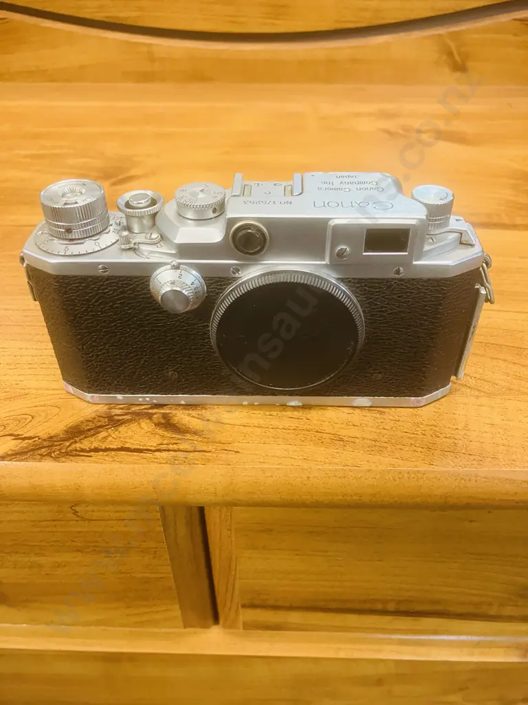Canon ll S2 35mm Rangefinder Film Camera #175253 LTM - 1955 to1956 JAPAN Image 1++