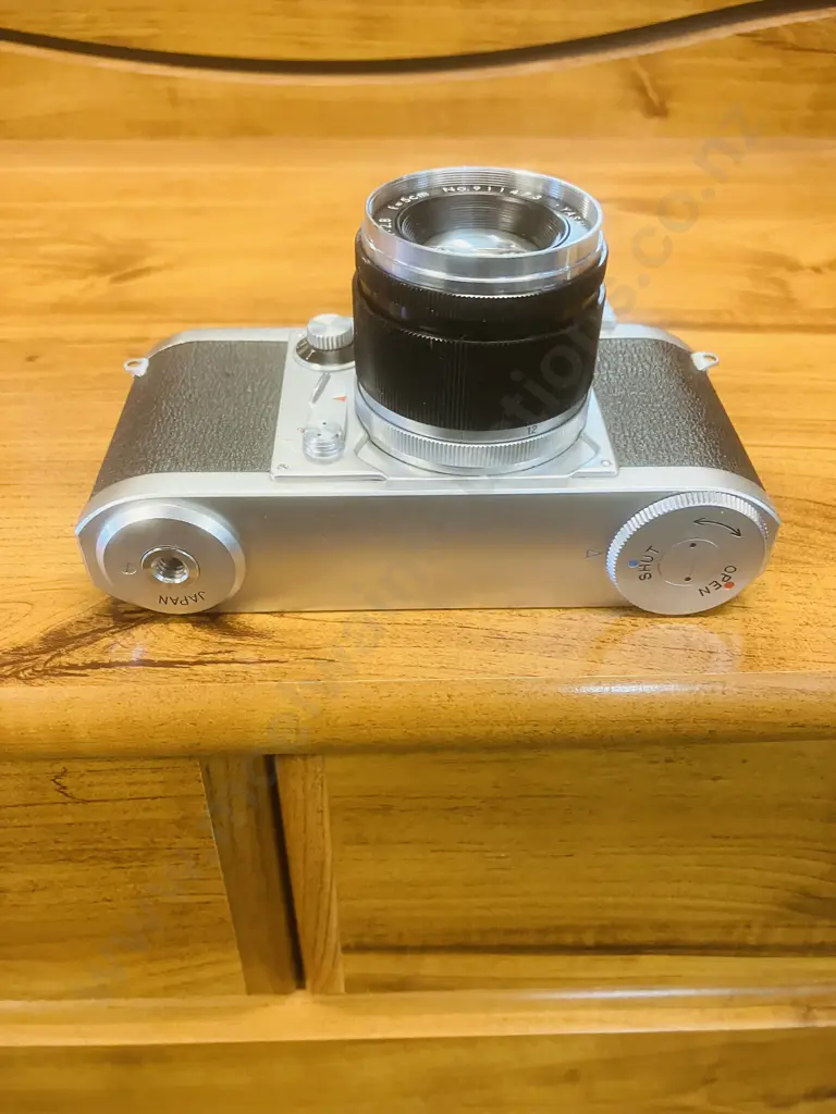 Minolta-35 (Model-IIB) Japan 1958 (#113570) With Yashica Yashikor 1:2.8 f/5cm Leica Thread Mount Lens (#911473) Image 1++