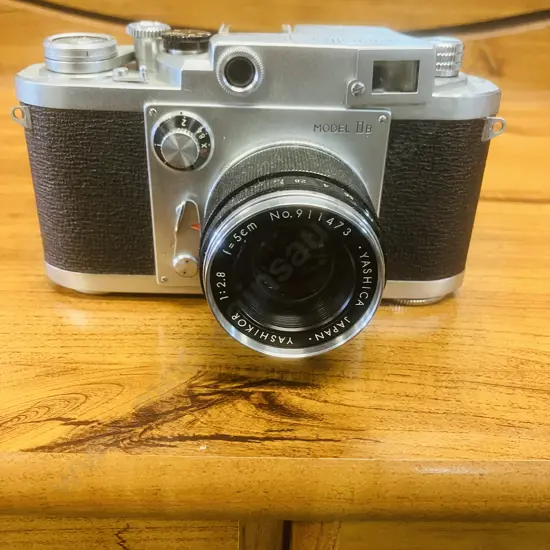 Minolta-35 (Model-IIB) Japan 1958 (#113570) With Yashica Yashikor 1:2.8 f/5cm Leica Thread Mount Lens (#911473)