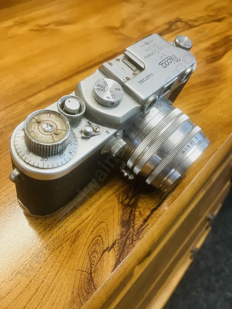 Nicca Type-3F (Japanese 35mm Leica Copy) #87286 1956 - Knob Winding Variant, Canon SERENAR f1:8 50mm LTM Lens #62672 Image 1++