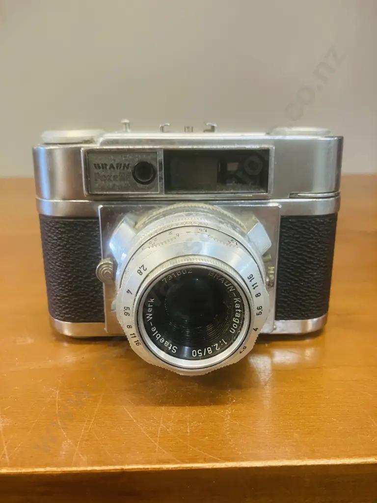 Braun Carl Paxette I L with Braun-Katagon 1:2.8/50mm Staeble-Werk Lens - Germany 1950's Image 1++