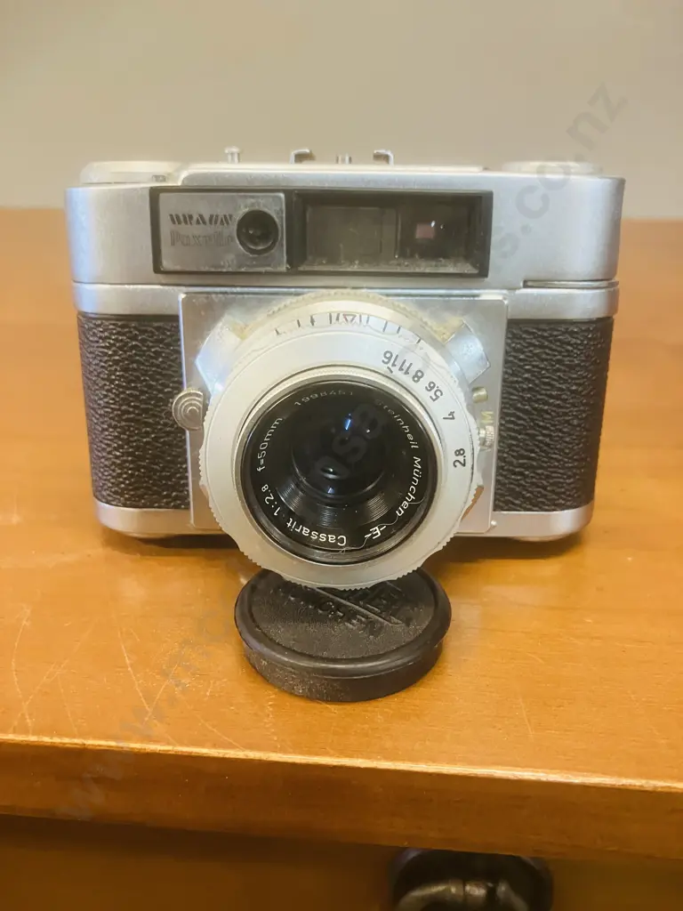 Braun Carl Paxette I L with Steinheil Munchen E Cassarit 1:2.8 f=50mm Lens - Germany 1950's Image 1++
