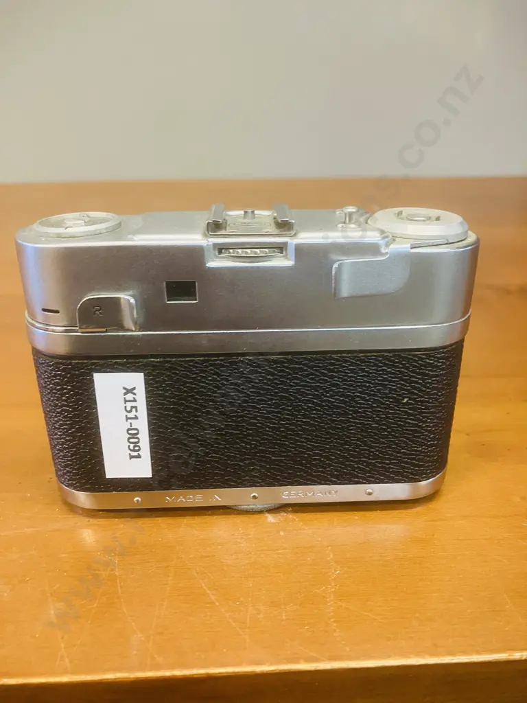 Braun Carl Paxette I L with Carl Zeiss Tessar 1:2.8 f=50mm Lens - Germany 1950's Image 1++