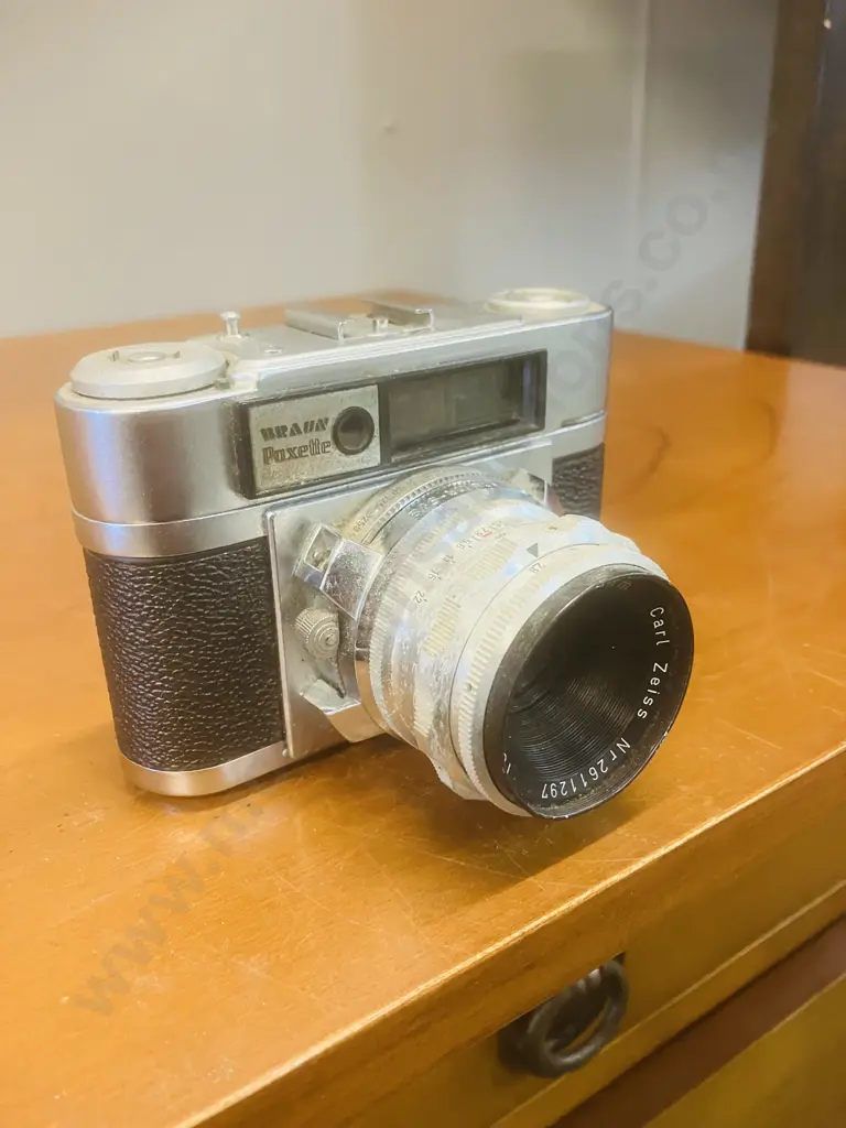 Braun Carl Paxette I L with Carl Zeiss Tessar 1:2.8 f=50mm Lens - Germany 1950's Image 1++