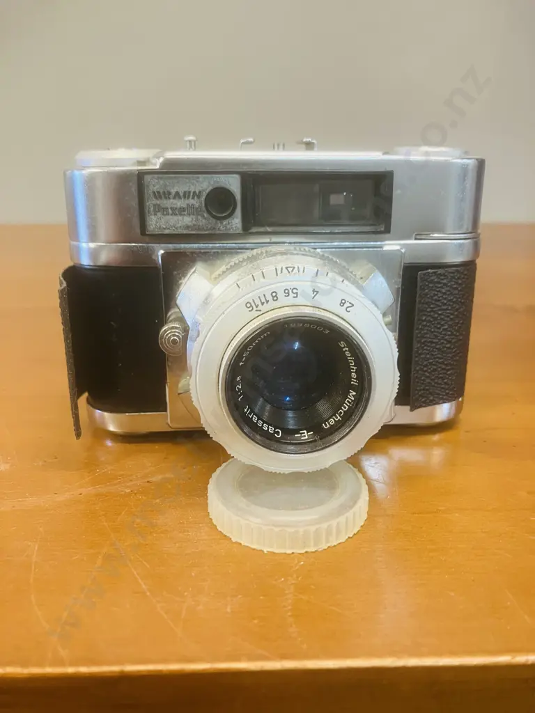 Braun Carl Paxette I L with Steinheil Munchen E Cassarit 1:2.8 f=50mm Lens - Germany 1950's Image 1++