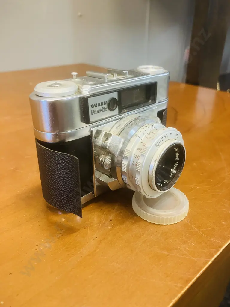 Braun Carl Paxette I L with Steinheil Munchen E Cassarit 1:2.8 f=50mm Lens - Germany 1950's Image 1++