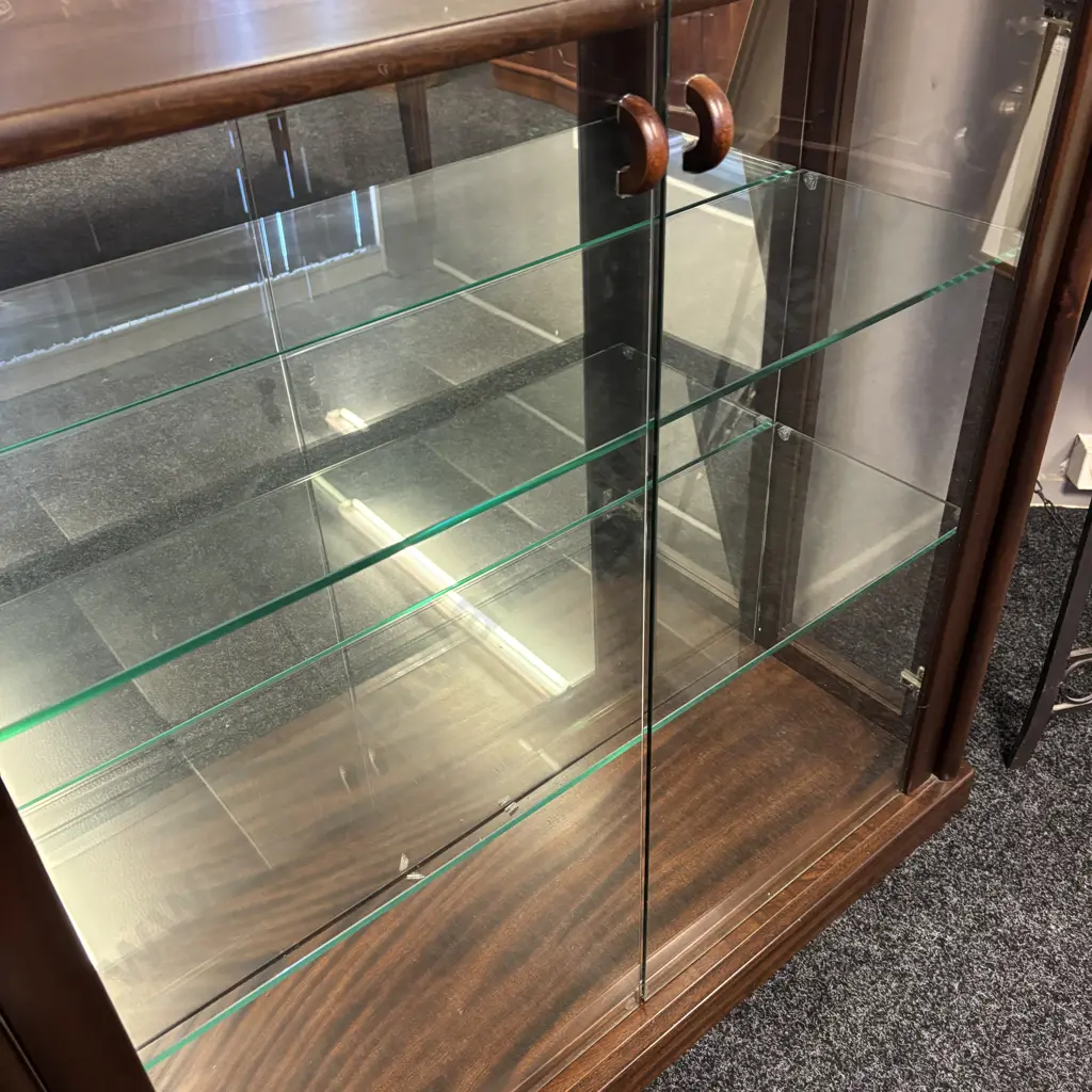 Mahogany China Display Cabinet. 4 glass shelves, 1 wooden fixed. H180 W104 D34cm Image 1++