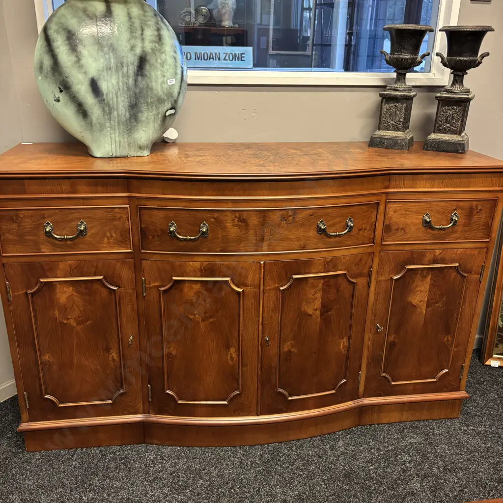 Vintage Walnut and Mahogany Sideboard/Buffet.  Curved Front. Felt drawer. With keys. H85 W140 D46cm Image 1++