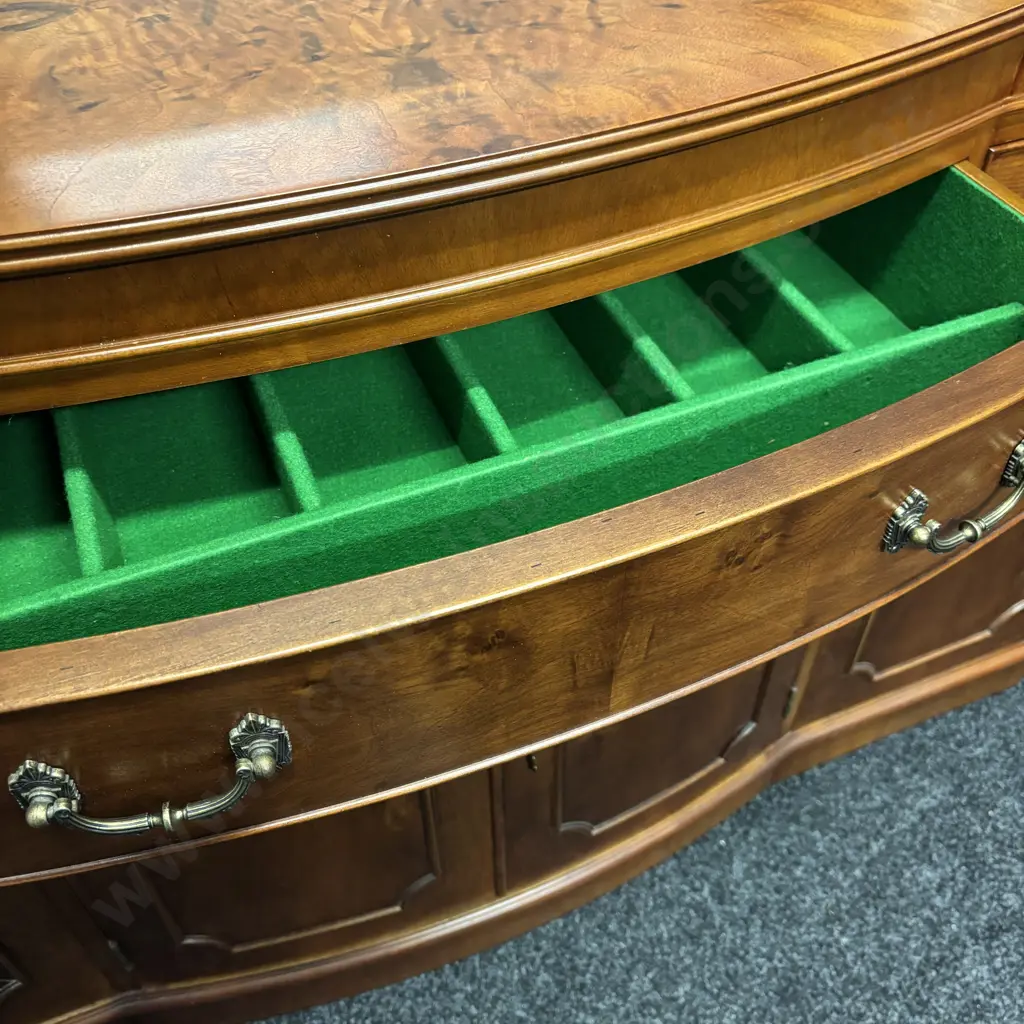 Vintage Walnut and Mahogany Sideboard/Buffet.  Curved Front. Felt drawer. With keys. H85 W140 D46cm Image 1++