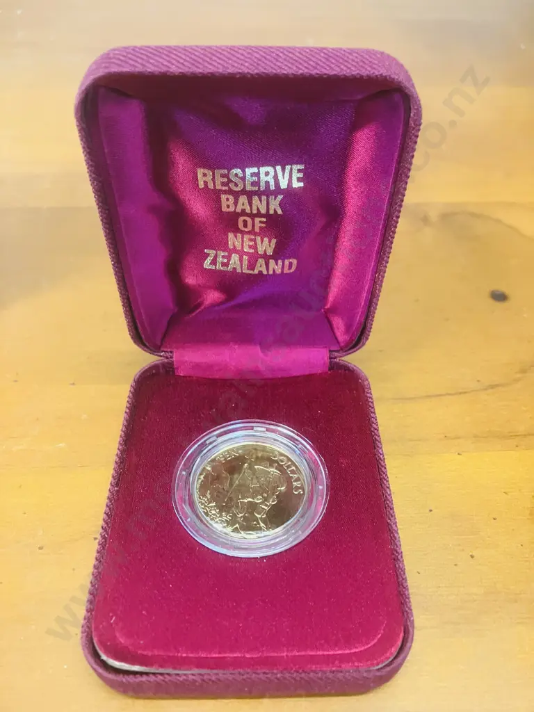 New Zealand - 1997 - Brilliant Uncirculated $10 Coin - Gabriel's Gully With Case & Information Card Image 1++