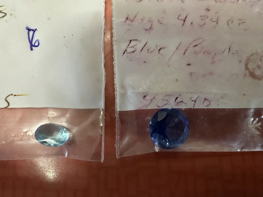 Gemstones x2 Aquamarine Oval 1.8cts & Round Tanzamite Blue  Image 1++