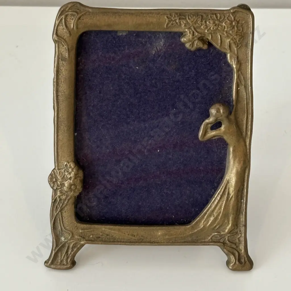 Small Art Nouveau Brass Picture Frame Image 1++