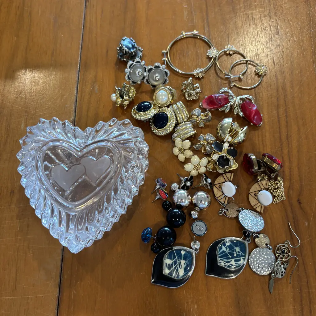 Assorted Earrings etc with Heart Shaped Jewellery Box Image 1++