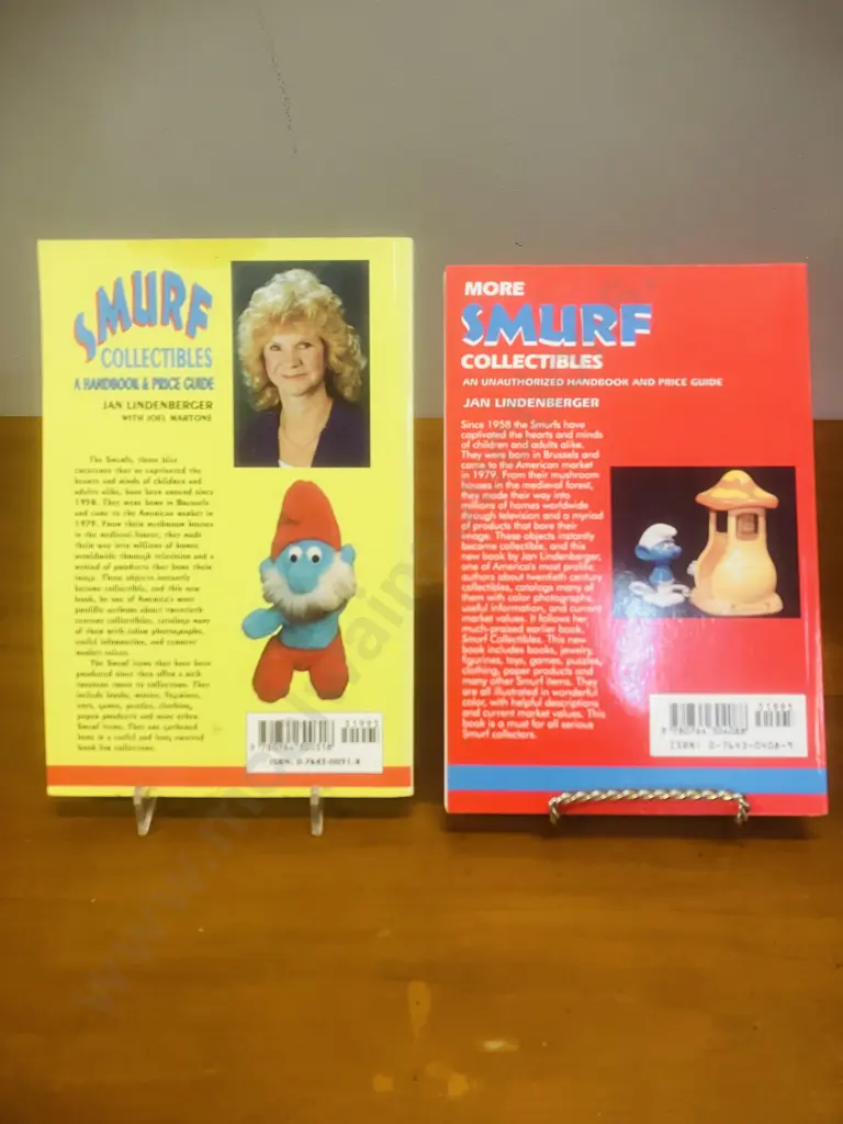 SMURF Collectibles 1996 & More SMURF Collectables 1998 Unauthorized Handbook and Price Guides by Jan Lindenberger Image 1++