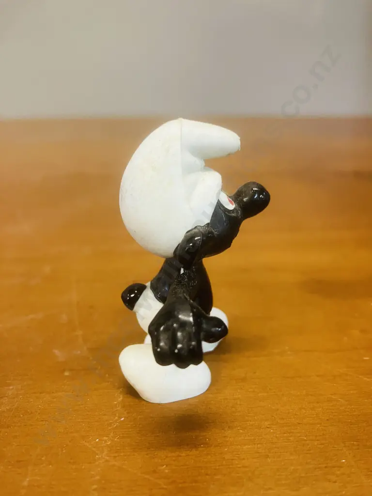 Rare Black "Angry Smurf" 1966 Peyo Schleich Hong Kong Image 1++