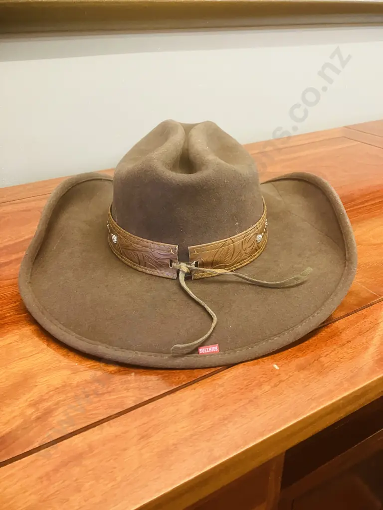 Bullhide Brand Western Hat Size M - Unused Image 1++