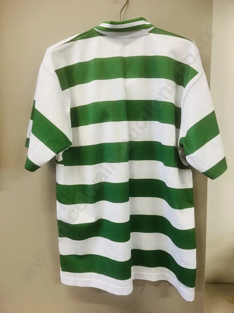 Vintage Celtic FC Home Shirt Seasons 1999-2001 Image 1++