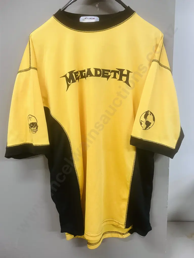 Ultra-Rare Megadeth 'The World Needs A Hero' Tour 2001 Shirt Size XL Image 1++