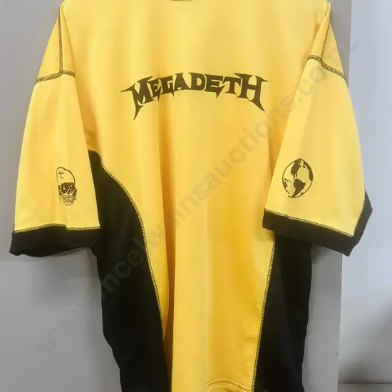 Ultra-Rare Megadeth 'The World Needs A Hero' Tour 2001 Shirt Size XL