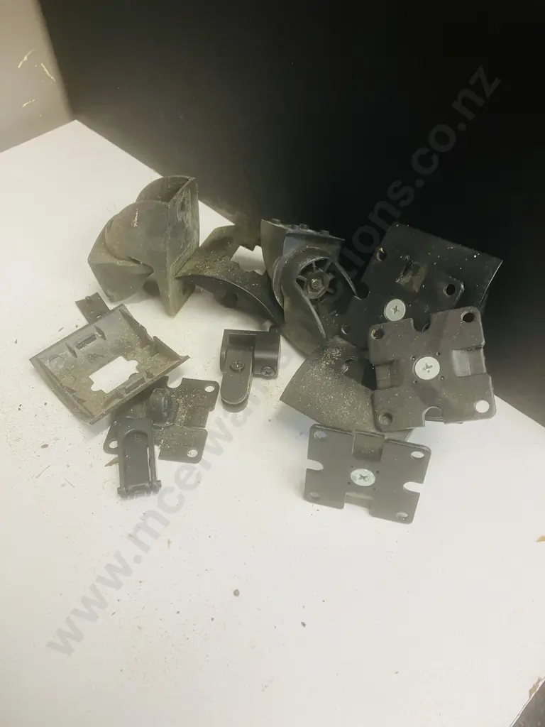 Bose Acousticmass 5 Series ll Direct Reflecting Speaker System – 10-200 Watts Per Channel At 4–8 ohms Image 1++