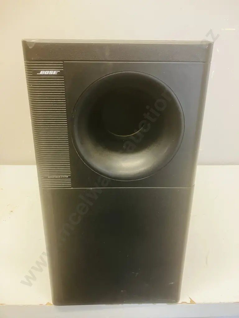 Bose Lifestyle Model 5 Music Centre, Sub-woofer & Double Cube Speakers (No Remote Control) Image 1++