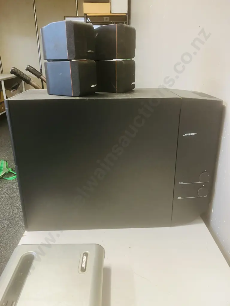 Bose Lifestyle Model 5 Music Centre, Sub-woofer & Double Cube Speakers (No Remote Control) Image 1++